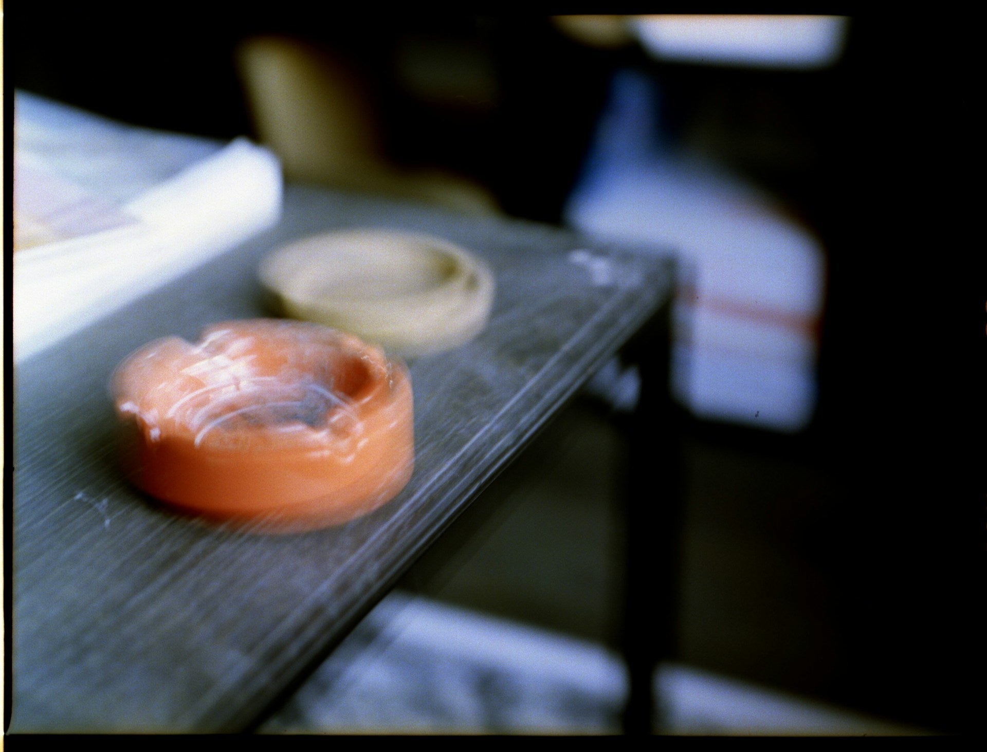 Unleashing the Past: The Timeless Elegance of Vintage Ashtrays in Contemporary Decor - Homekeep Studio