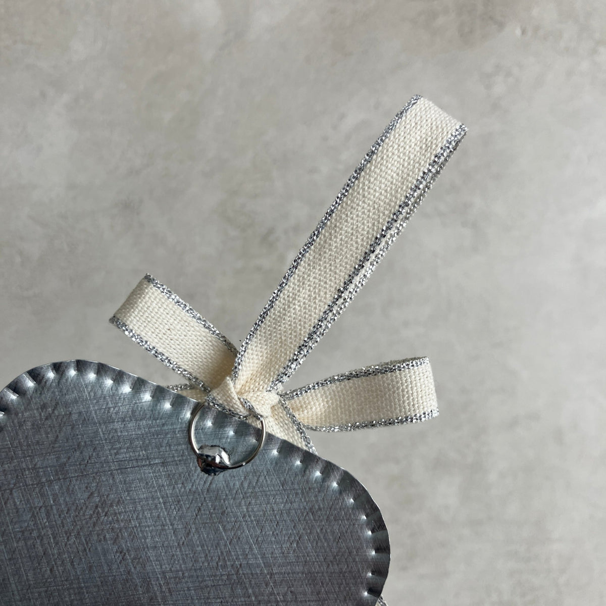 Sacred Heart Ornament - Raised - Homekeep Studio