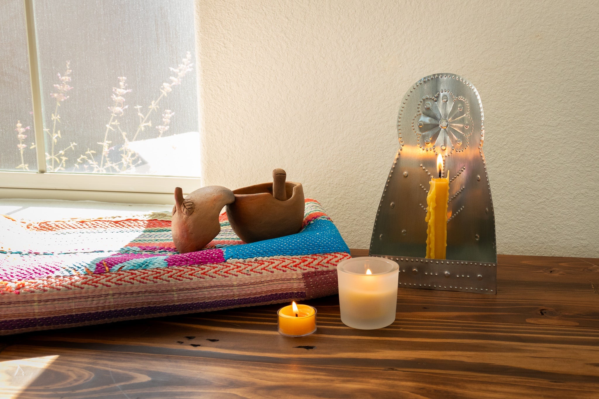 Roseta Bloom Candleholder - Homekeep Studio